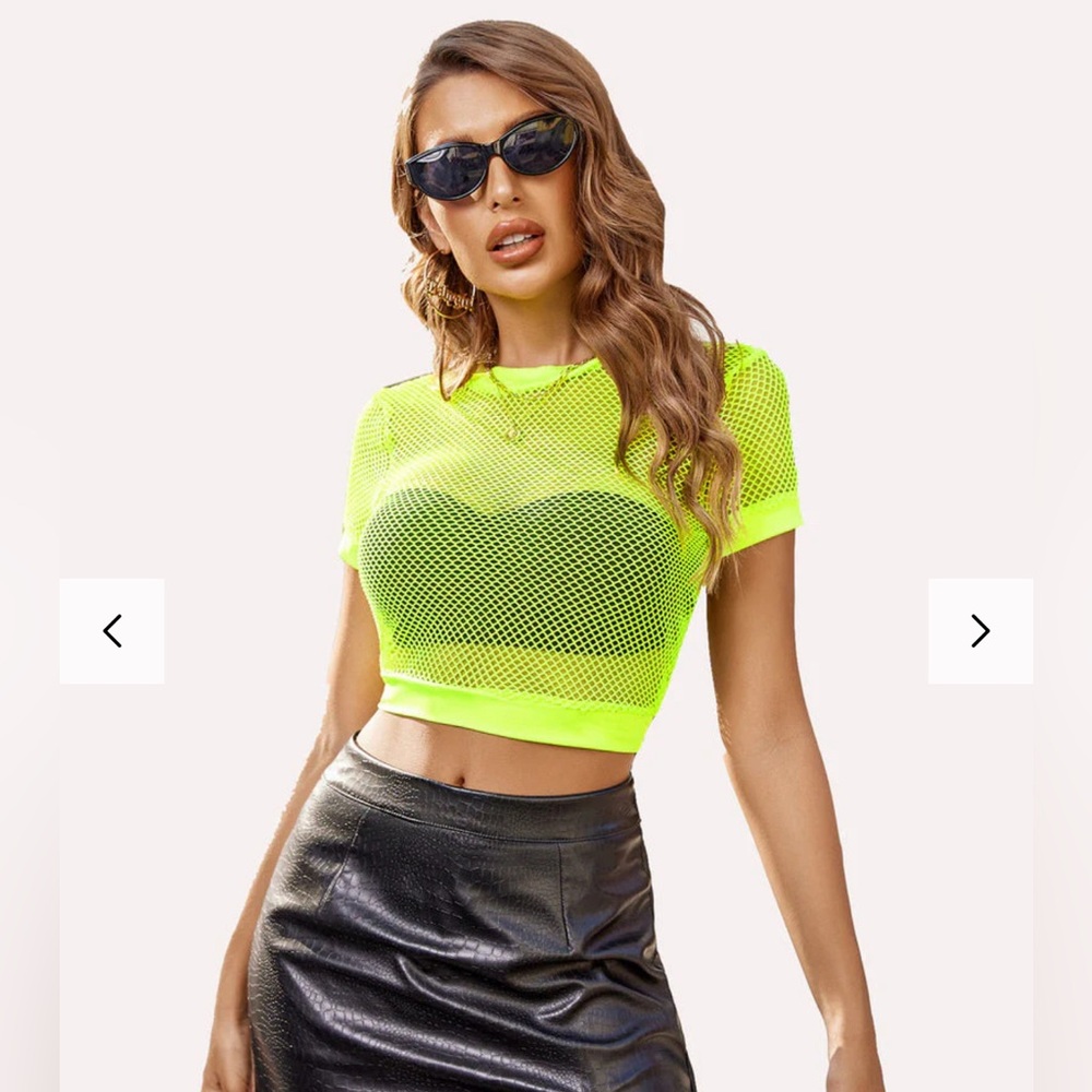 Avidlove Women’s Fishnet Crop Top Short Sleeve Mesh Shirt - Size Medium